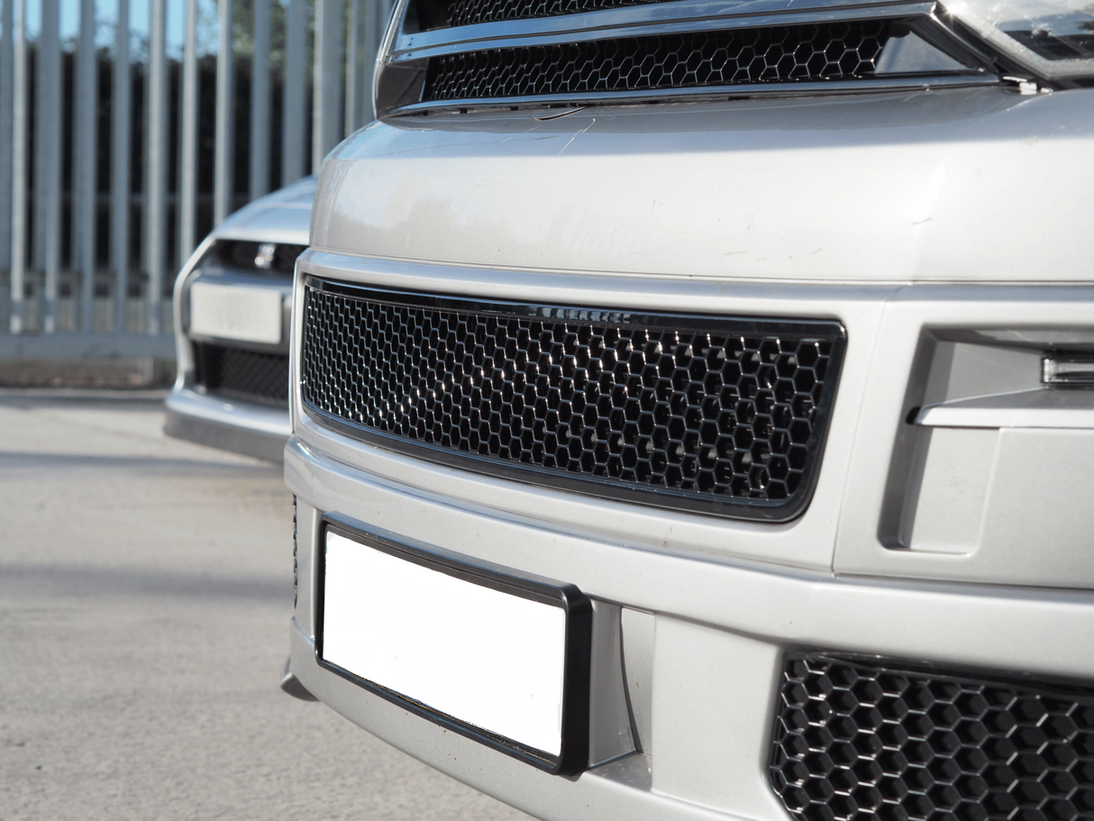 Pacchetto VW T5.1 Transporter Van styling frontale nero lucido (2 pezzi)