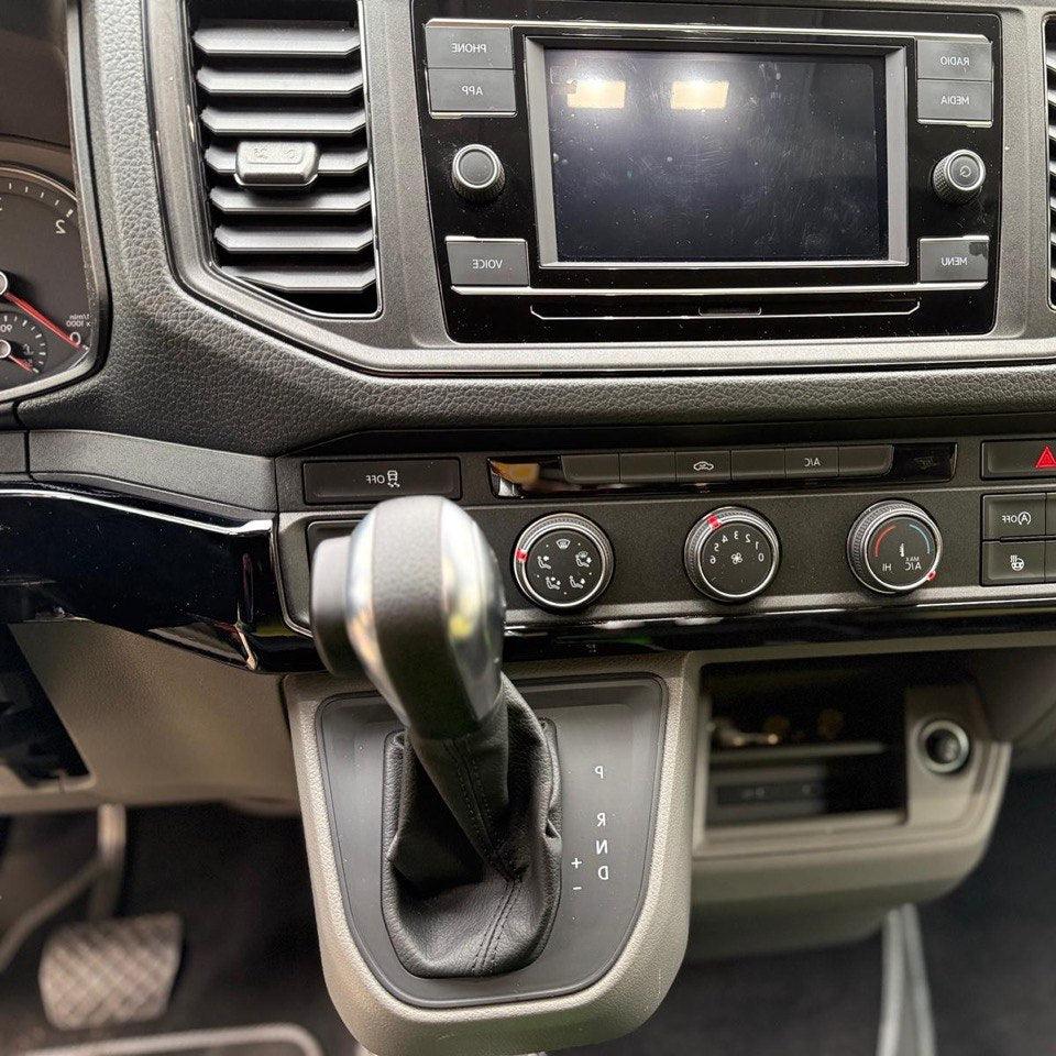 Voor New Shape VW Crafter LHD Lower Dashboard Styling uitvoeringen - Glanzend zwart (set van 6) | Van-X