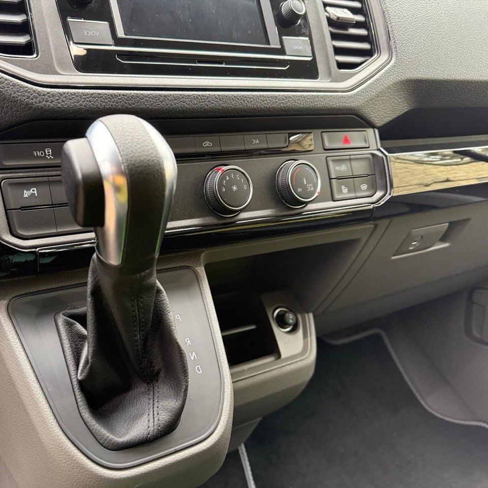 Voor New Shape VW Crafter LHD Lower Dashboard Styling uitvoeringen - Glanzend zwart (set van 6) | Van-X