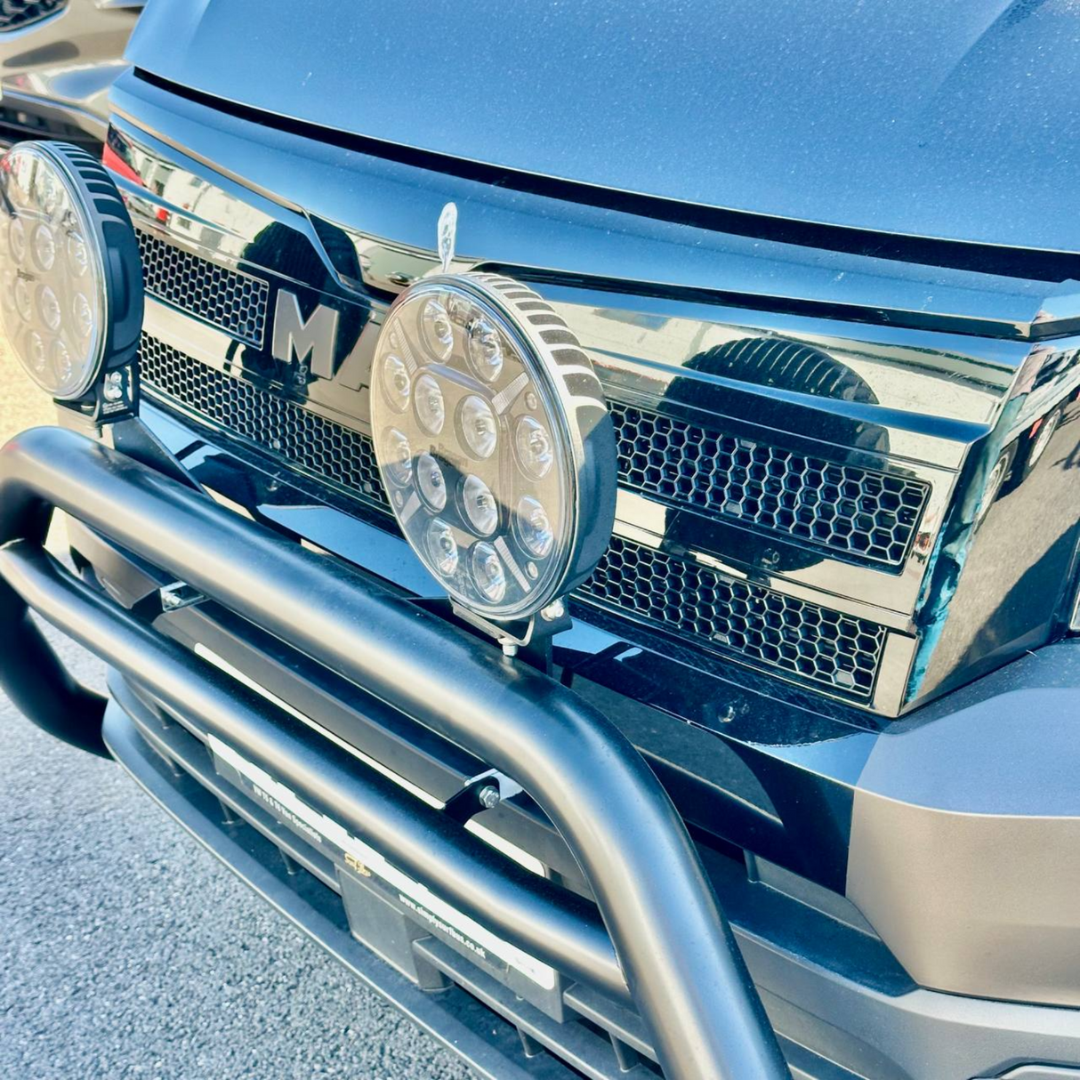 Voor MAN TGE frontrooster honingraatinzetstukken | Aangepaste Van Grille Upgrade – Van-X
