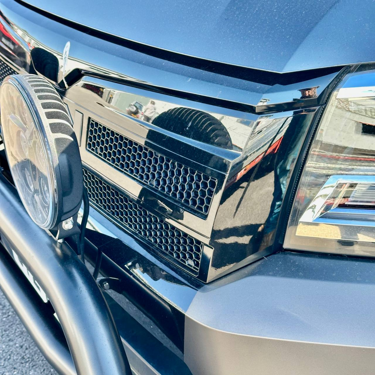 Voor MAN TGE frontrooster honingraatinzetstukken | Aangepaste Van Grille Upgrade – Van-X