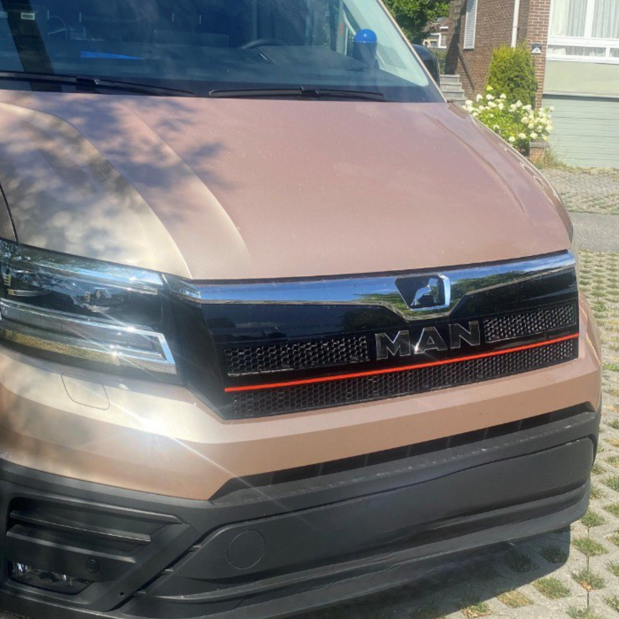 Voor MAN TGE frontrooster honingraatinzetstukken | Aangepaste Van Grille Upgrade – Van-X