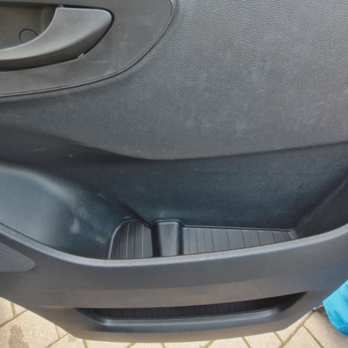 Inserti in gomma per tasche porta Mercedes New Sprinter 907, neri - Van-X