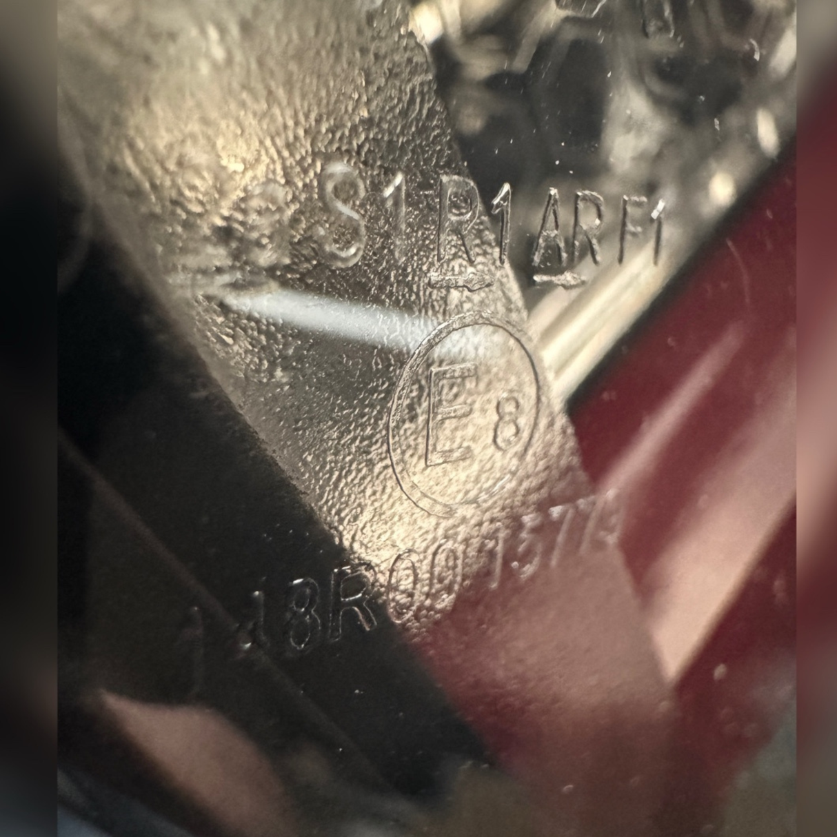 Per la nuova Van-X Custom 2024–2026 Luci posteriori Full LED – Aggiornamento delle lenti fumate