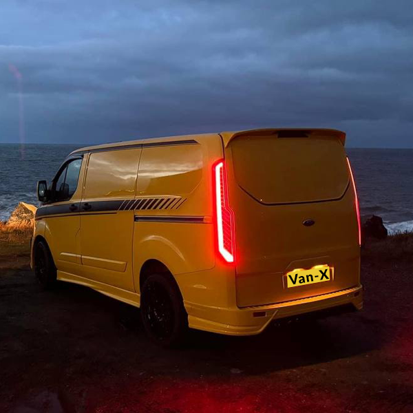 Per Ford Transit Custom Van MK2 Indicatore sequenziale Luci posteriori a LED Lenti fumé