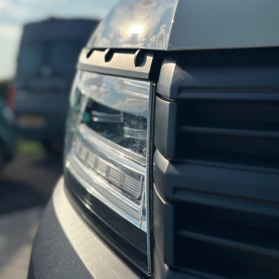 Pour nouveau VW Crafter Phare Garniture de sourcil - Noir mat - Accessoire de style Van par Van-X