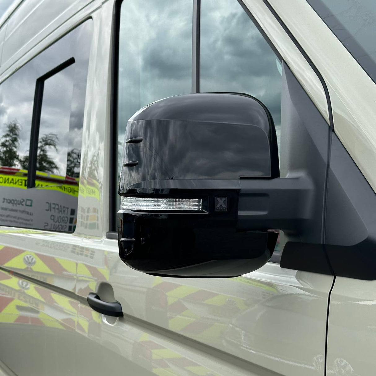 Para cubiertas de espejos VW Crafter New Shape - Juego de 2 - Negro brillante | Van-X