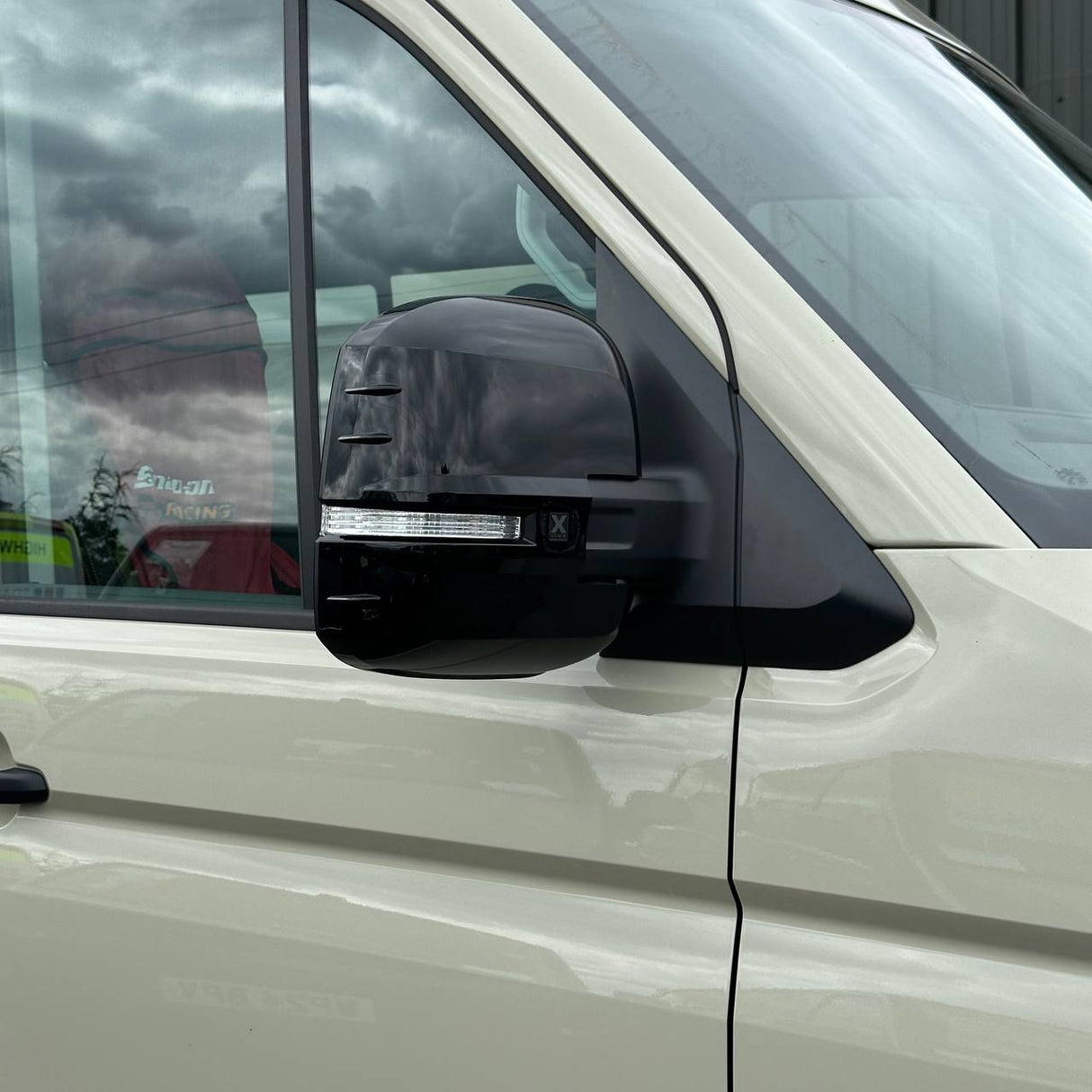 Para cubiertas de espejos VW Crafter New Shape - Juego de 2 - Negro brillante | Van-X
