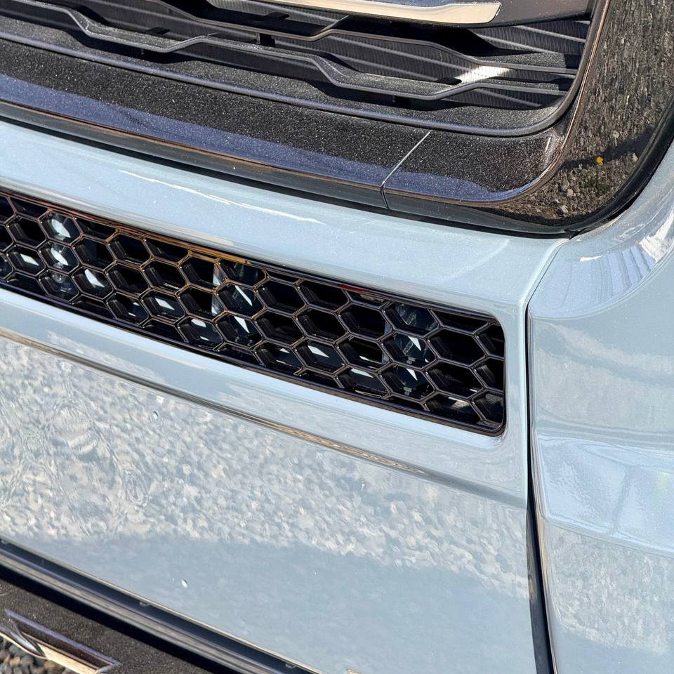 Paraurti Fiat Ducato Honeycomb senza sensori di parcheggio - Nero lucido