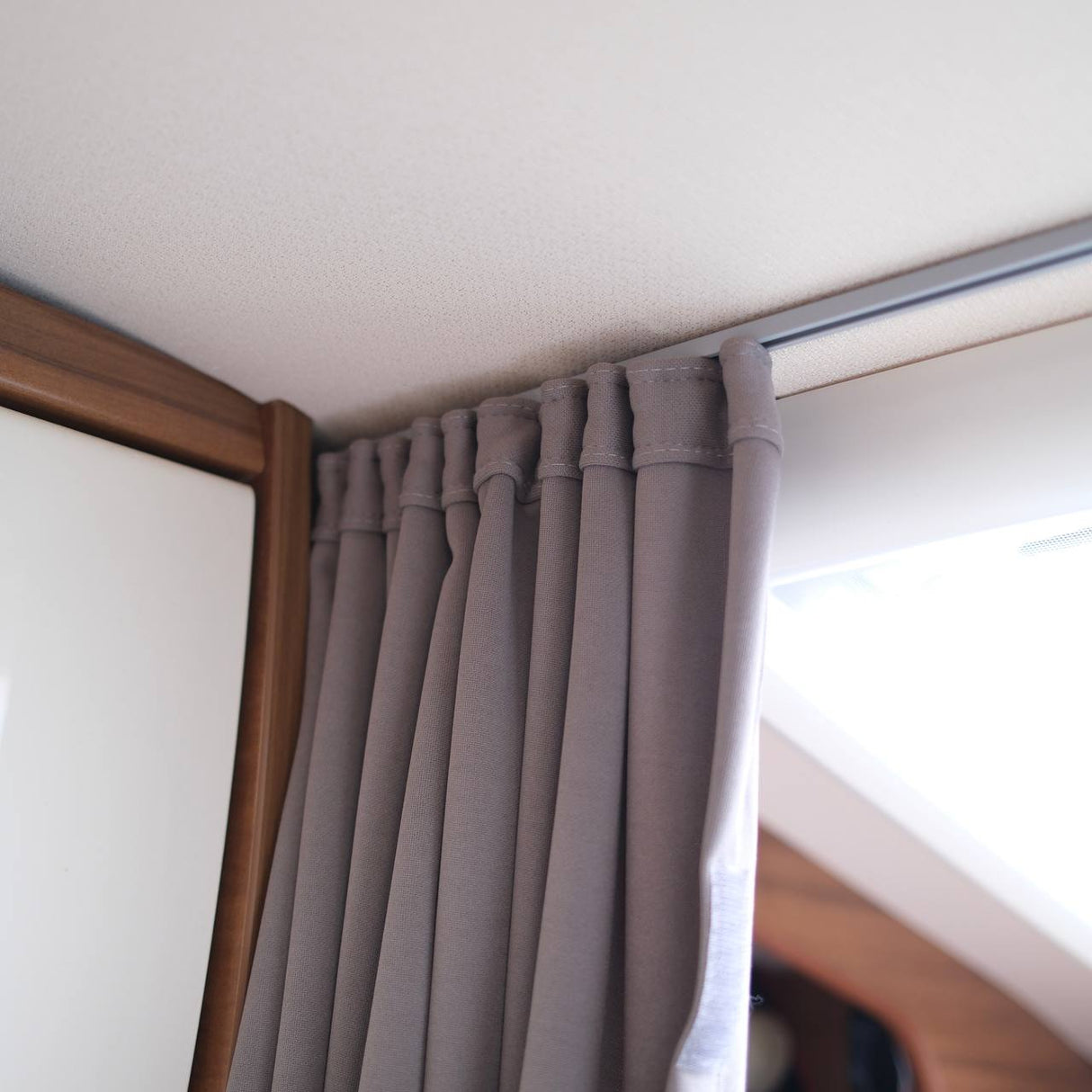 For Motorhome Cab Divider Curtain Kit 188cm Drop – Motorhome Privacy Curtain | Van-X