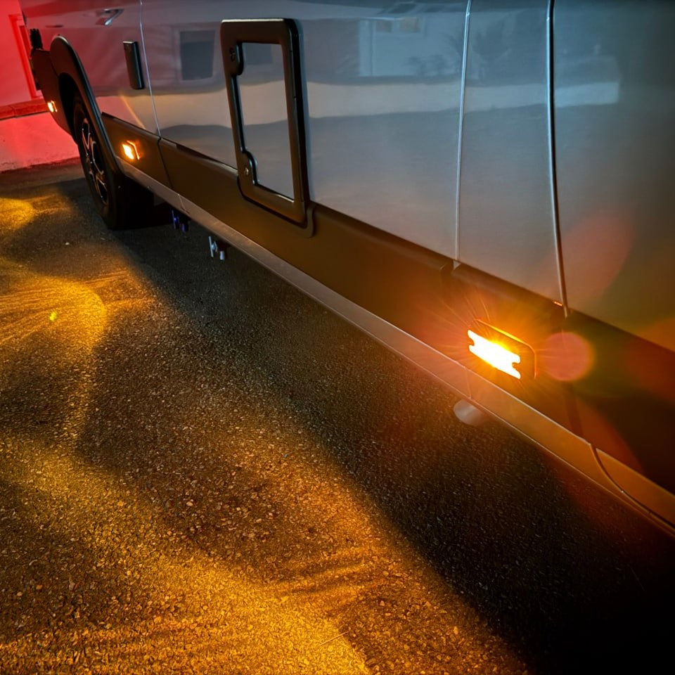 For Peugeot Boxer Signal Mark Guard - Gloss Black