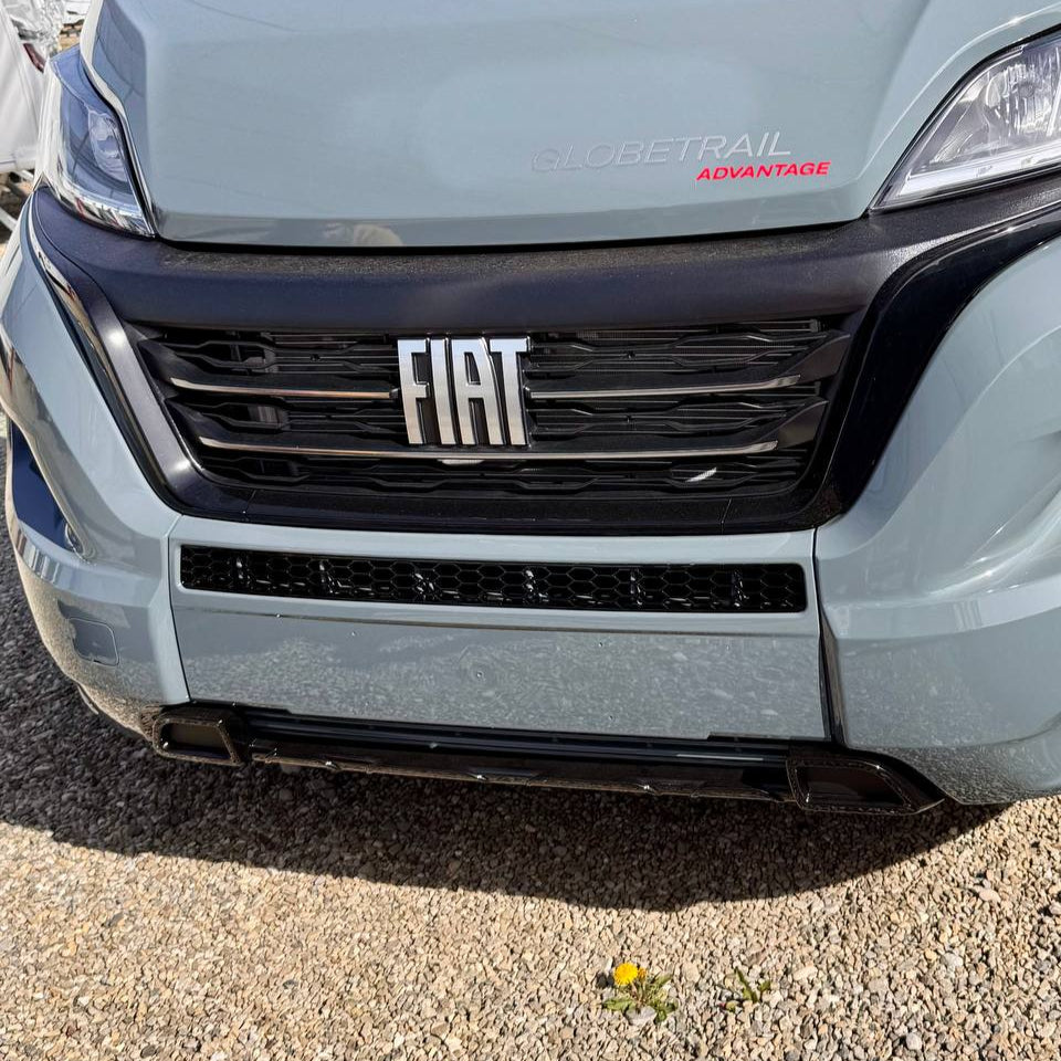 For Vauxhall Movano Bumper Honeycomb without Parking Sensors - Gloss Black