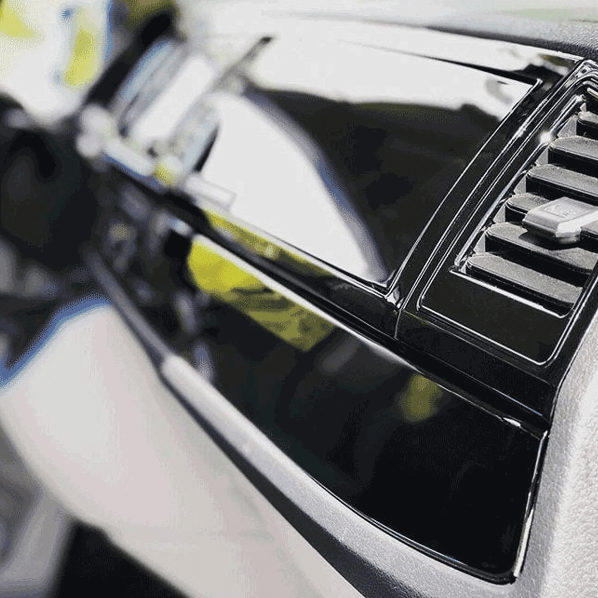 For VW Transporter T6 Lower Dash Styling Trims Comfort Dash Gloss Black Painted and Ready to Fit (Set of 6)