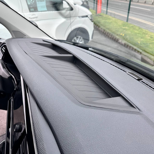 For Volkswagen Transporter T6.1 Vans Silicone/Rubber Top Dashboard Inserts – Non-Slip