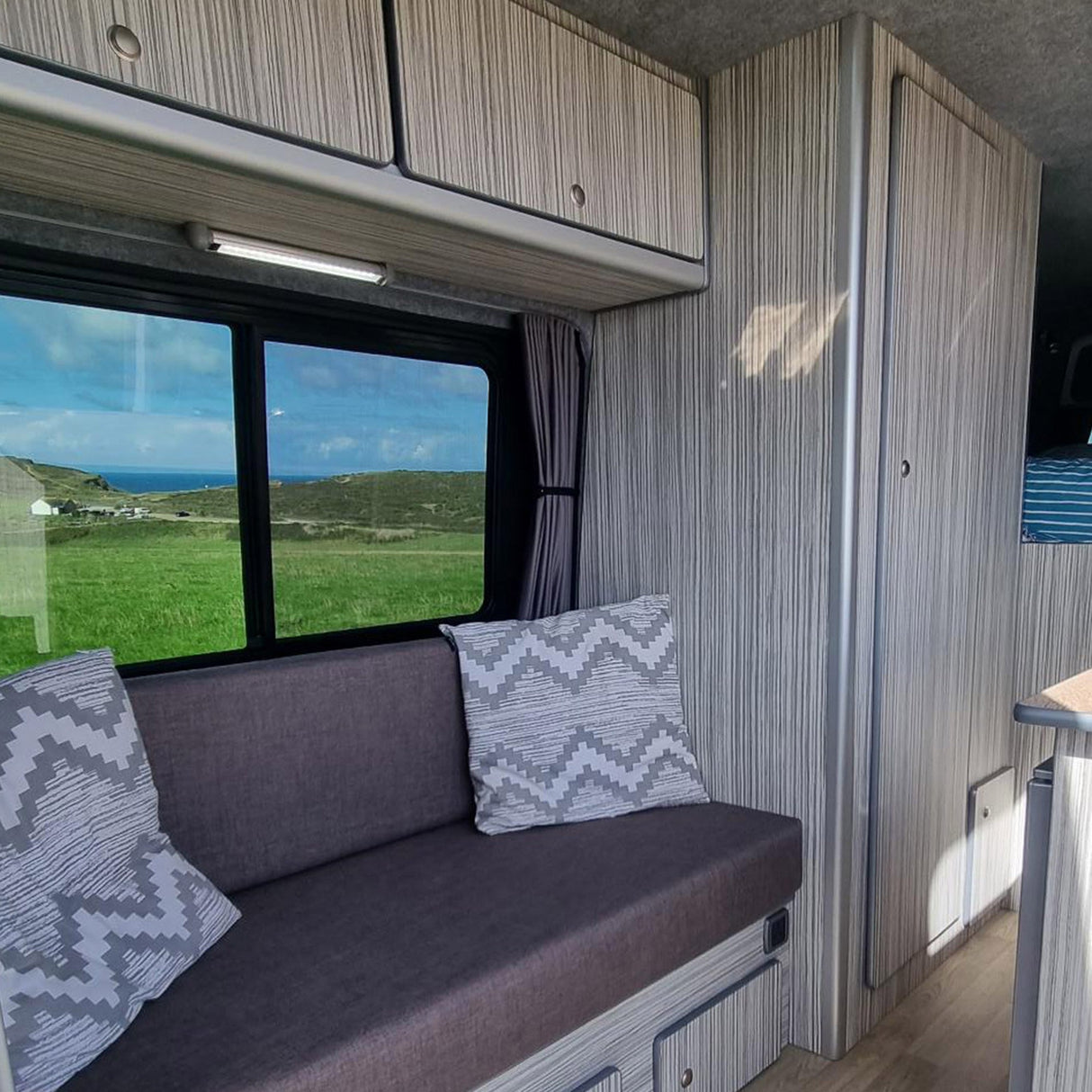 For VW Crafter Premium Window Curtains Van-X - Black/Grey