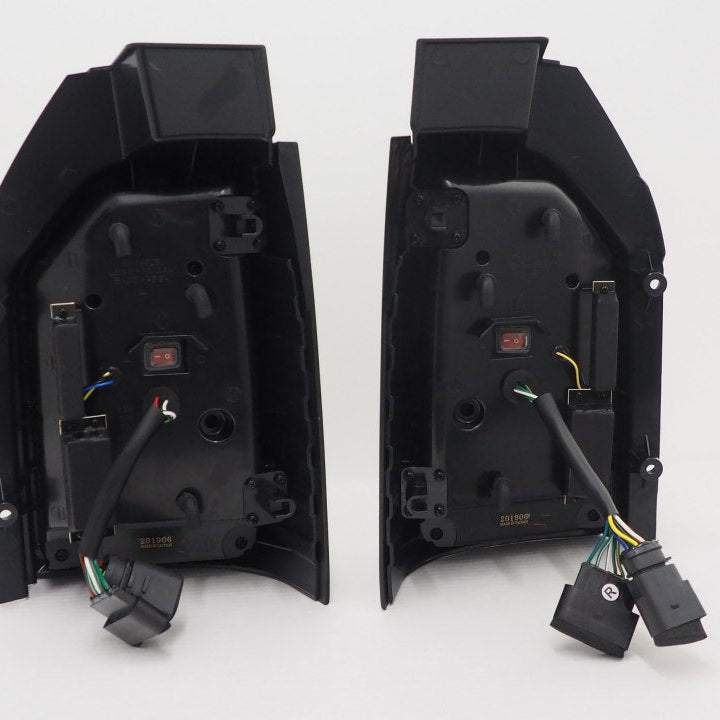 For VW T6 Smoked Tailgate LHD White-Bars European Left Hand Drive Van only Sequential Indicator