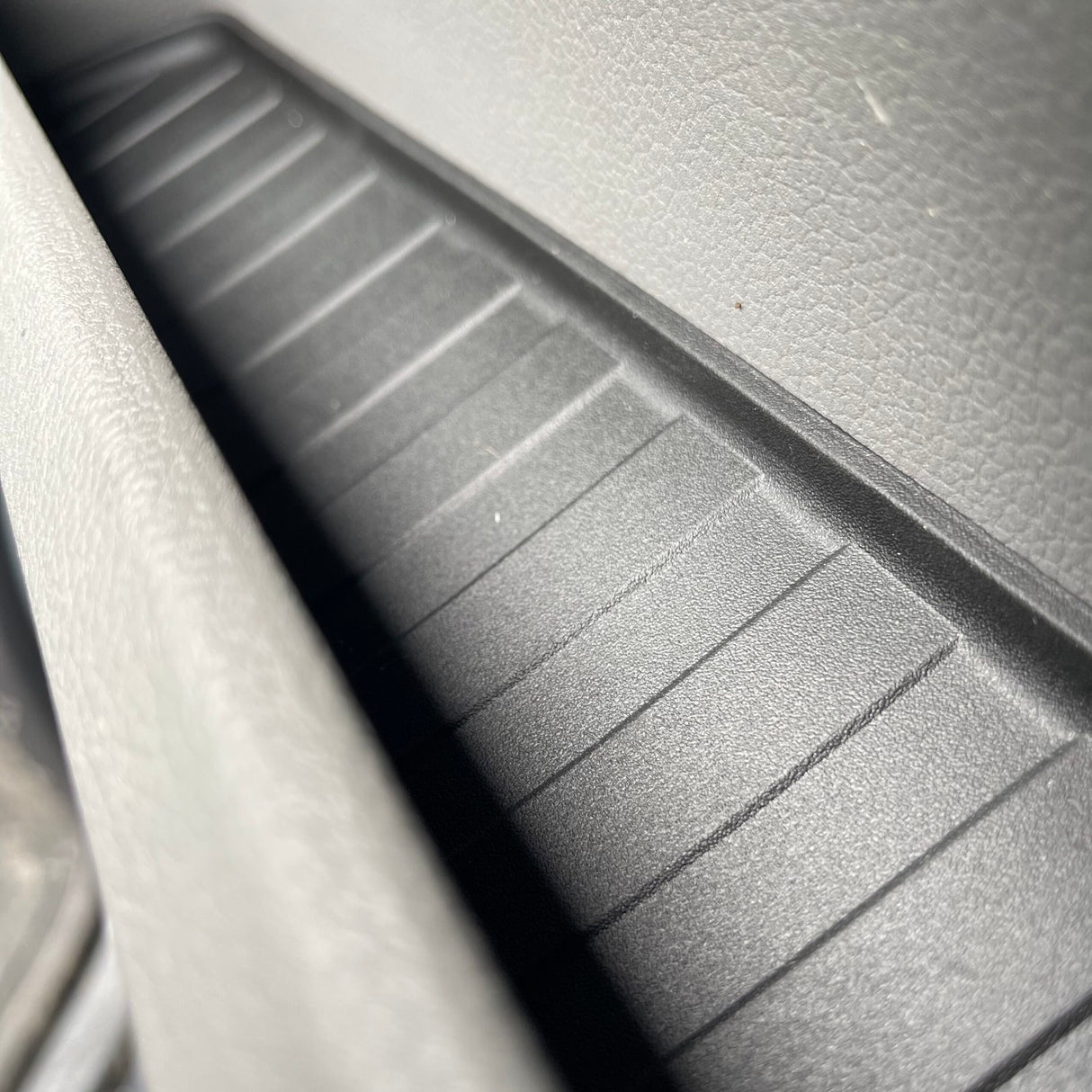 For VW T6.1 Transporter Rubber Door Liner Pocket Inserts - Black