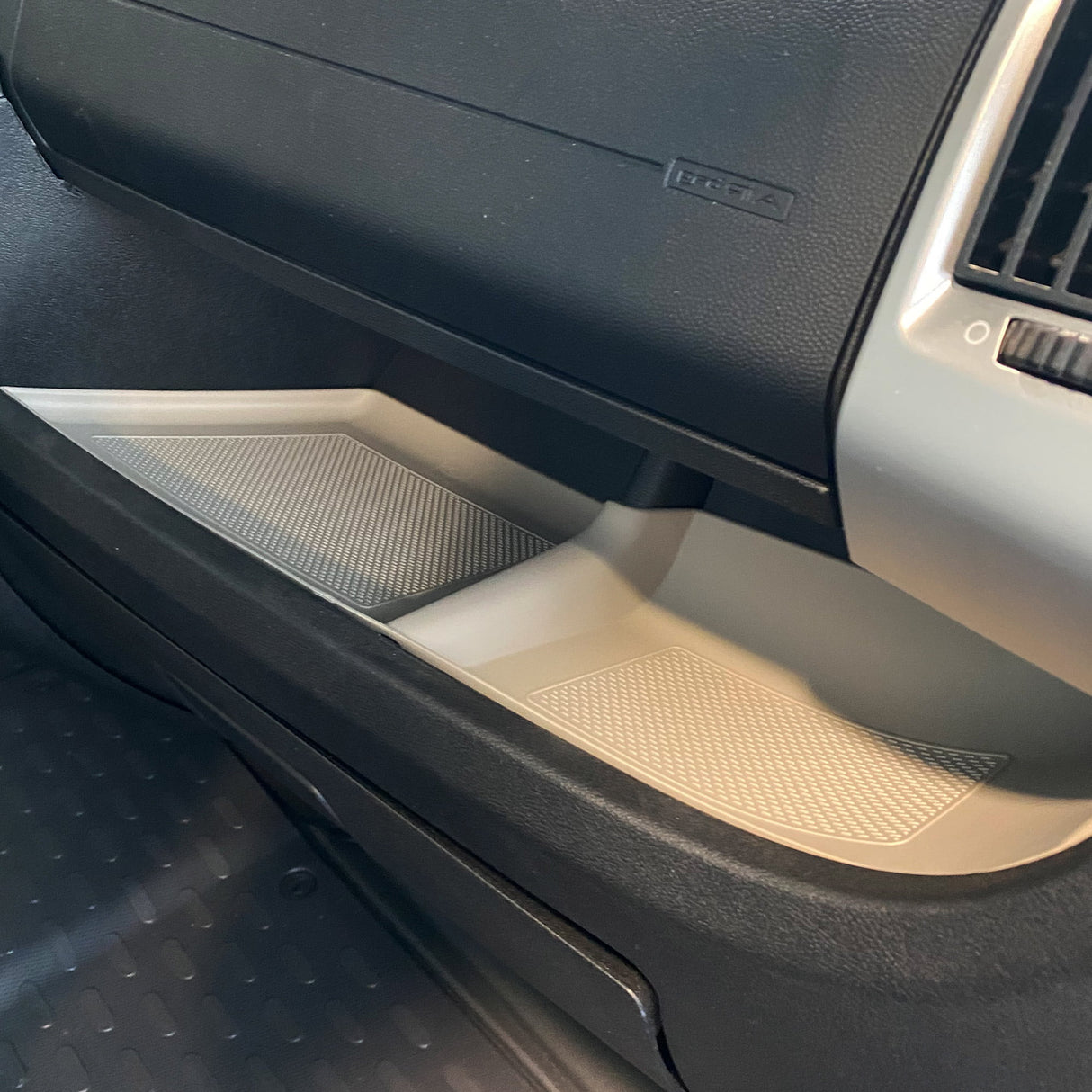 Per Citroen Jumper Inserti/tappetini in gomma per cruscotto inferiore Grigio chiaro LHD