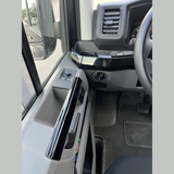 Voor MAN TGE LHD Lower Dashboard-styling uitvoeringen - Glanzend zwart (set van 6) | Van-X