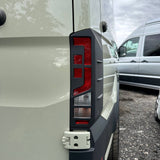 Pour Protections de Feux Arrière Volkswagen Crafter - Hammerite Ultimate Matte Black (à partir de 2018)