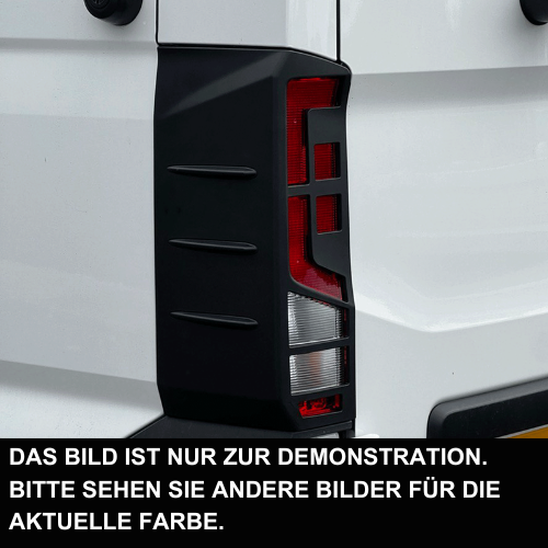 Rejillas de protección para luces traseras MAN TGE / Volkswagen Crafter Nueva Generación en negro brillante