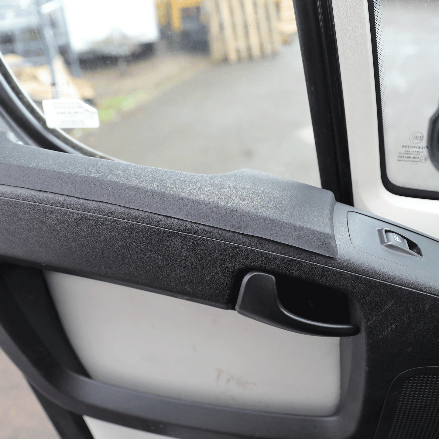 Almohadillas de reposabrazos de la tarjeta de la puerta Vauxhall Movano MK4 PU Foam Auto-Sleepers, Campervan, Bailey, Hobby, Swift, Auto-Trail