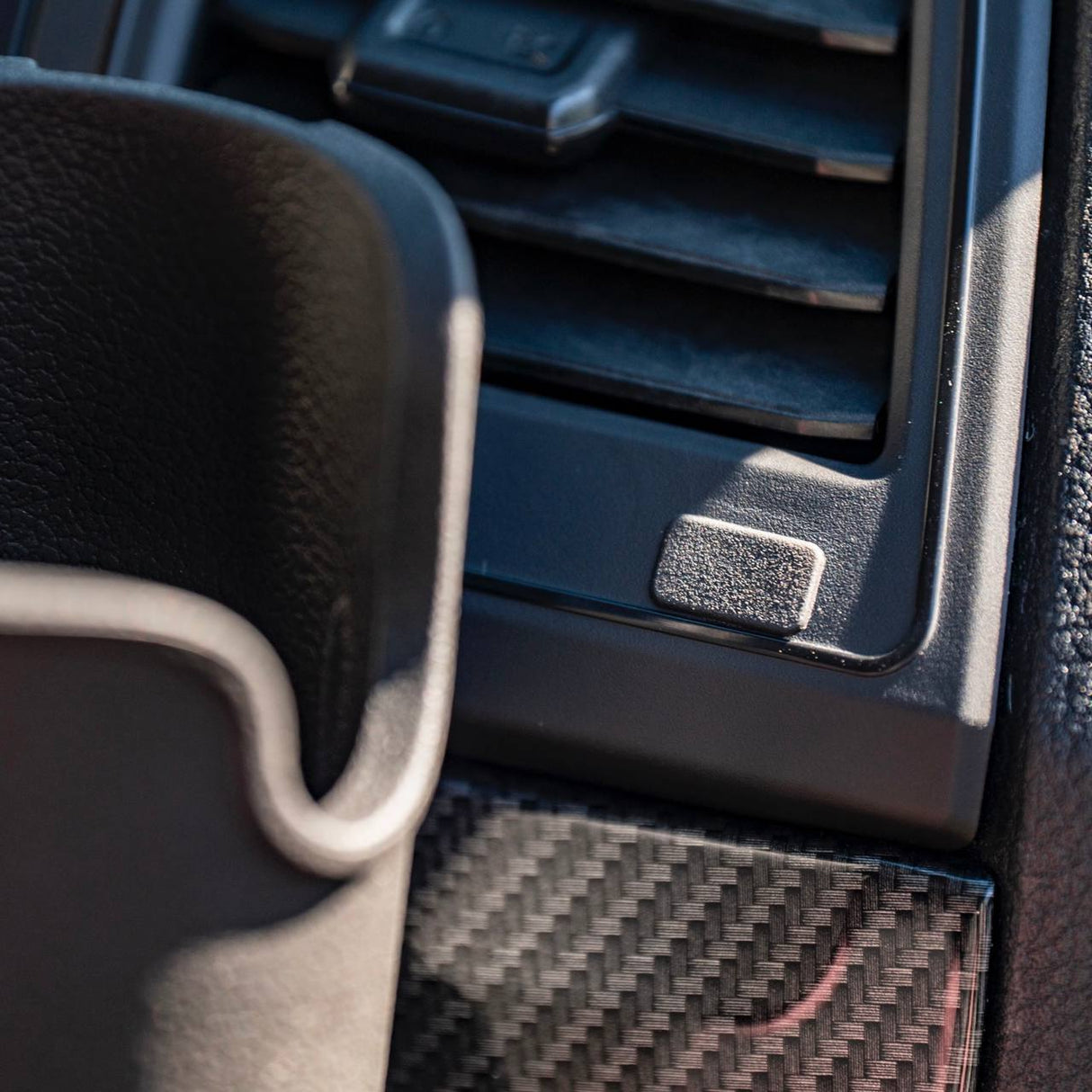 For VW T6 Air Vent Trims with Cup Holder - Right Side – Interior Accessories | Van-X