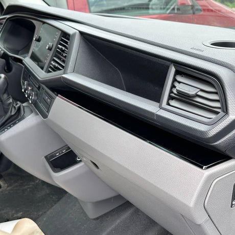 Pour la mise à niveau du tableau de bord VW T6.1 Transporter - Jeu de garnitures de tableau de bord inférieur brillant en 4 pièces