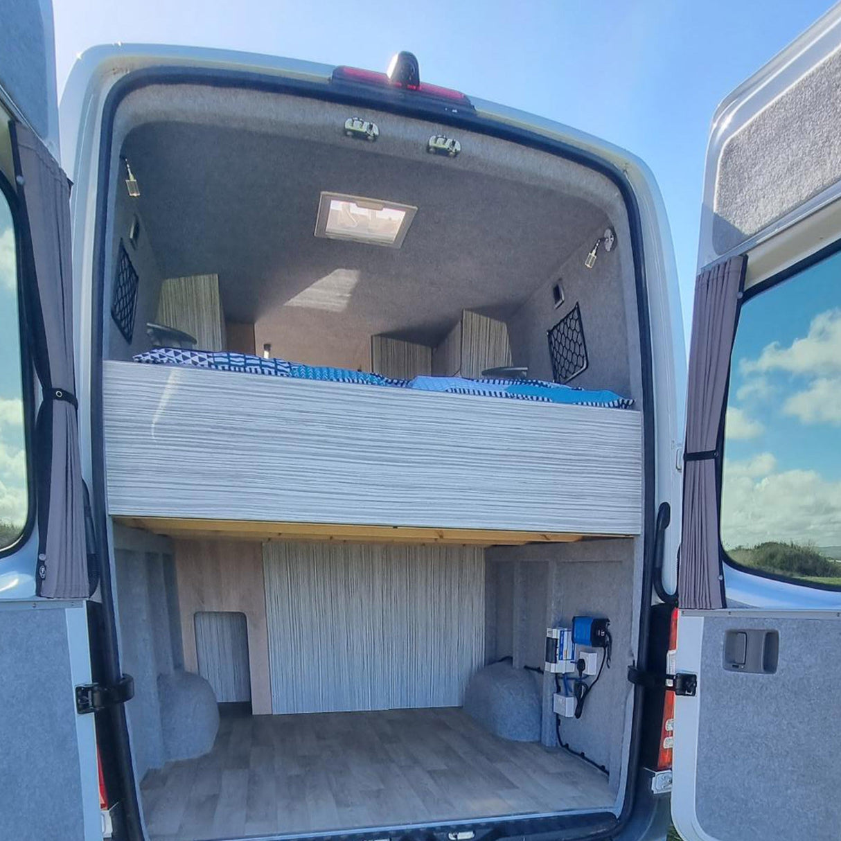 Mercedes Sprinter Premium Gordijnen Van-X - Zwart/Grijs