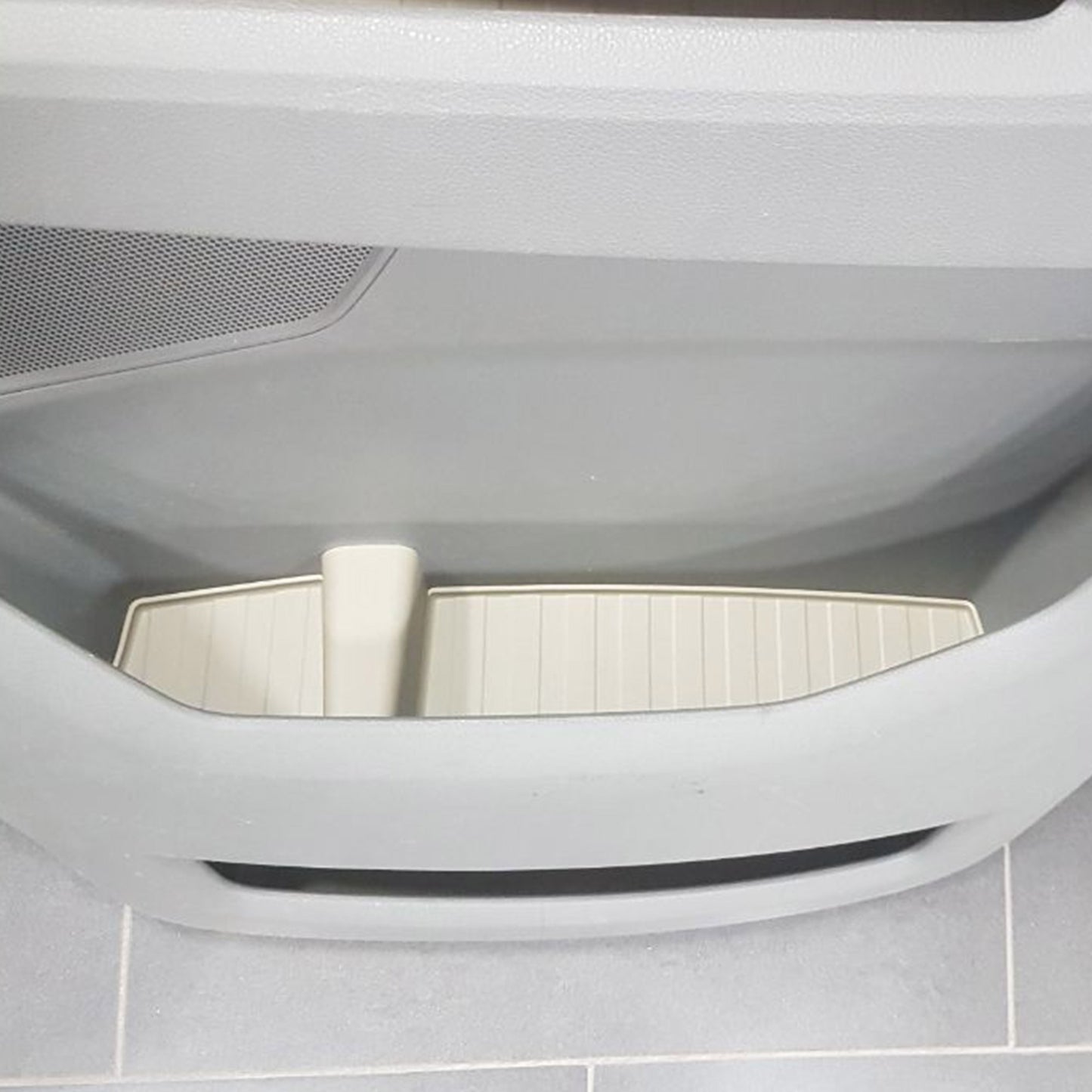 Inserciones de bolsillo de revestimiento de puerta de goma gris para VW Crafter de nueva forma