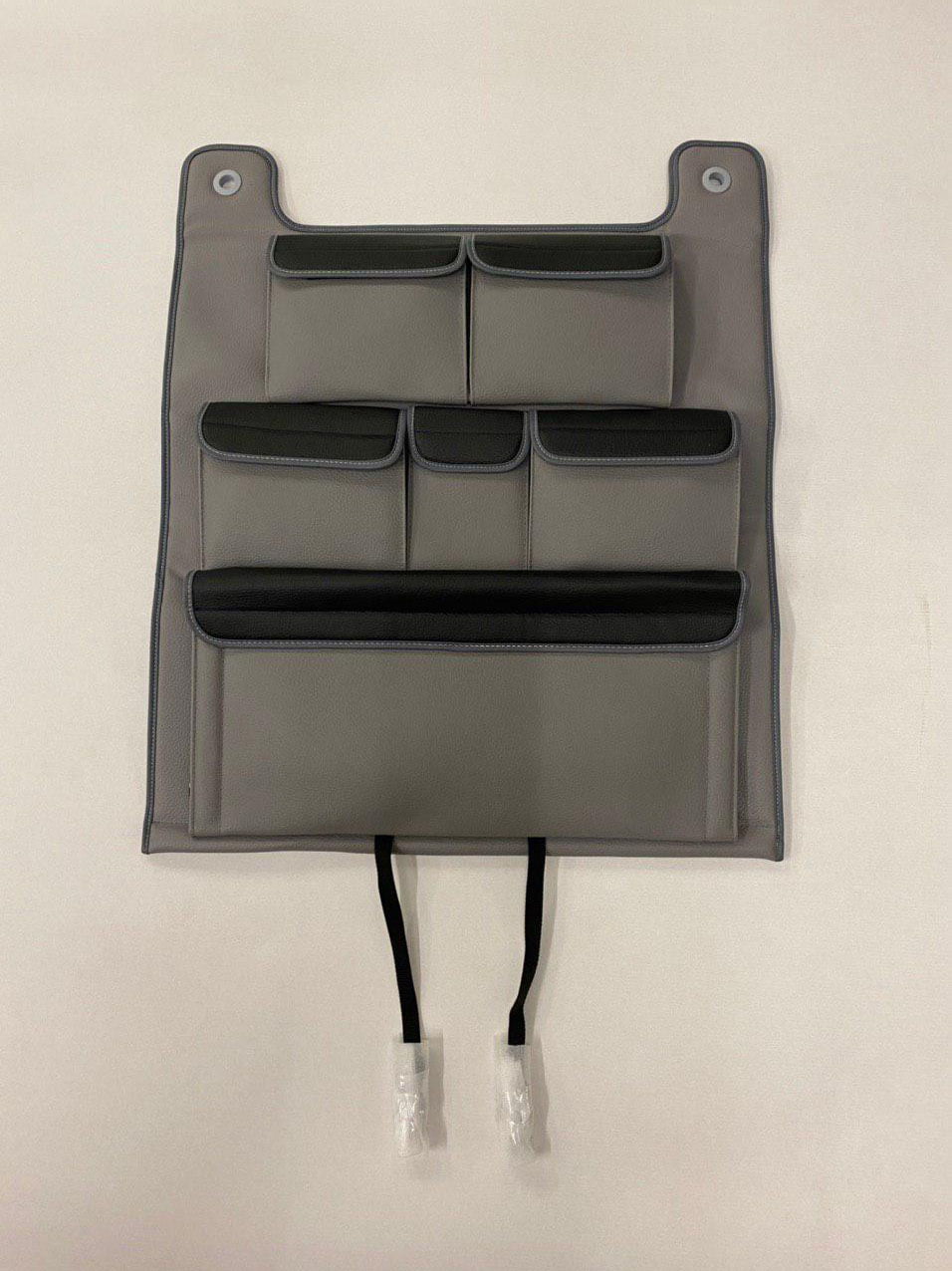 Organizador de asiento trasero doble de cuero sintético para furgoneta Volkswagen T6 / T6.1 Transporter (Gris con tapas negras)