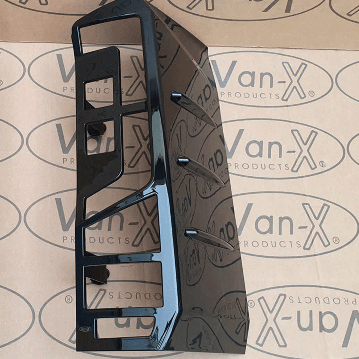 MAN TGE / New Crafter achterlichtbeschermers glanzend zwart