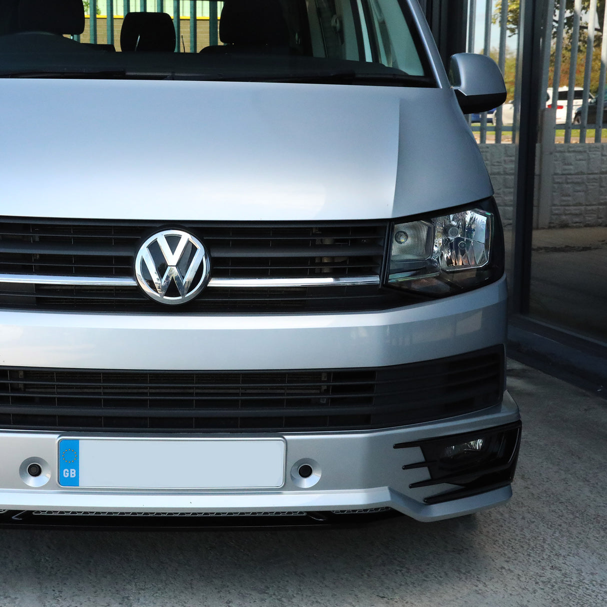 Parachoques Delantero Estilo Sportline para VW T6