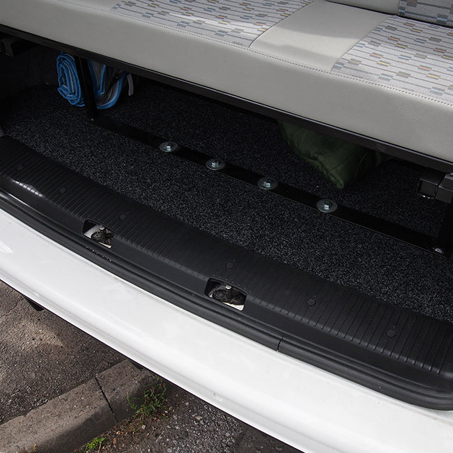 Umbral trasero de plástico de longitud completa para VW T6.1 con puertas traseras dobles o puerta de granero