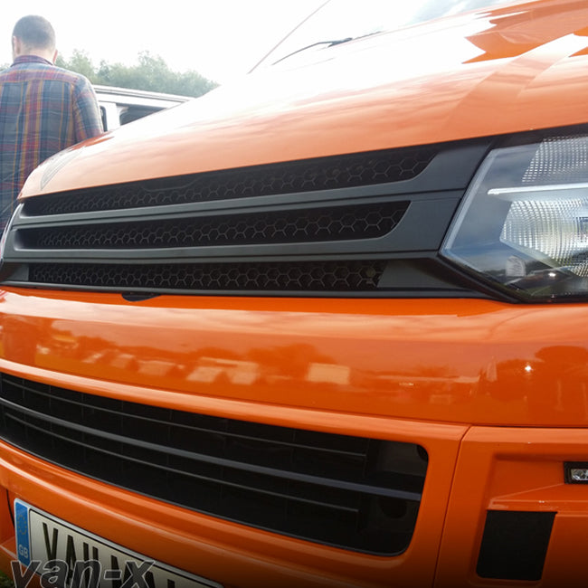 Matte Black Badgeless Grille For Volkswagen T5.1 *Clearance* [B Grade]