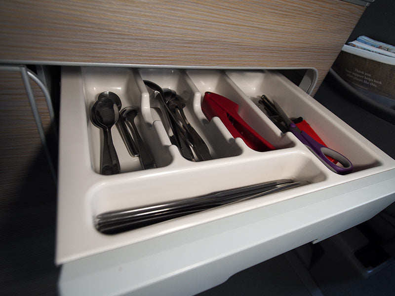 Bandeja de cubiertos para Mercedes Sprinter para campistas autónomos y conversiones