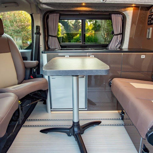 Toyota PROACE Premium 2 finestrini laterali, 1 furgone con tendina Barndoor-X